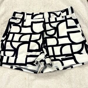 OVI Woman Shorts
